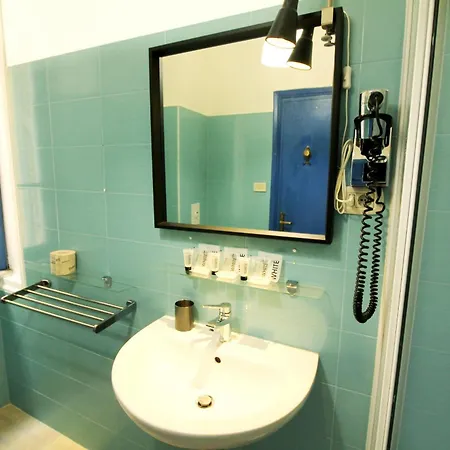 Apartamento Walk To The Colosseum From Your Family Roma