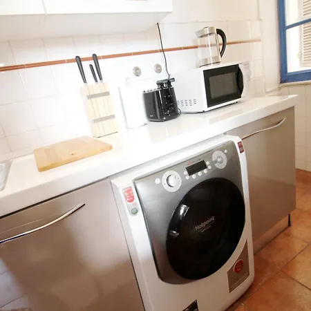 Apartamento Walk To The Colosseum From Your Family Roma