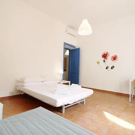 Walk To The Colosseum From Your Family *